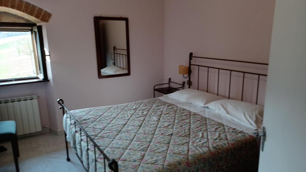 Pian D'Isola Bed & Breakfast Costacciaro Екстериор снимка