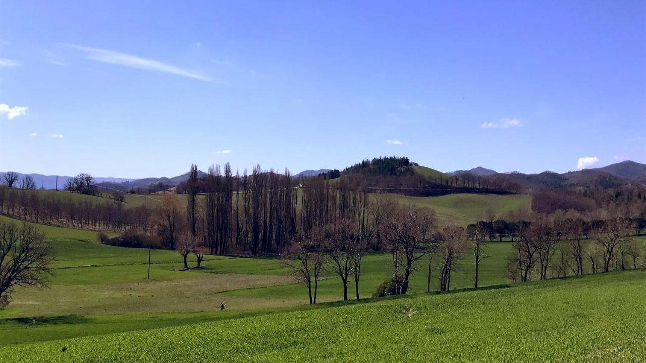 Pian D'Isola Bed & Breakfast Costacciaro Екстериор снимка