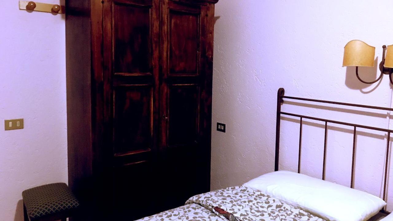 Pian D'Isola Bed & Breakfast Costacciaro Екстериор снимка