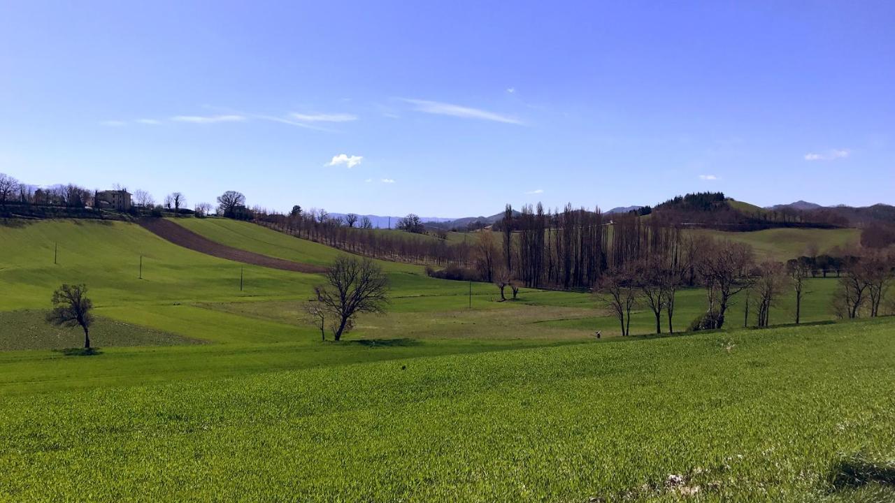 Pian D'Isola Bed & Breakfast Costacciaro Екстериор снимка