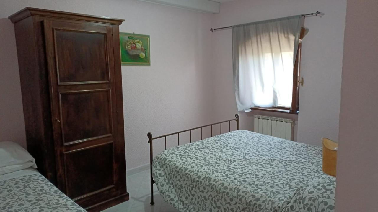 Pian D'Isola Bed & Breakfast Costacciaro Екстериор снимка